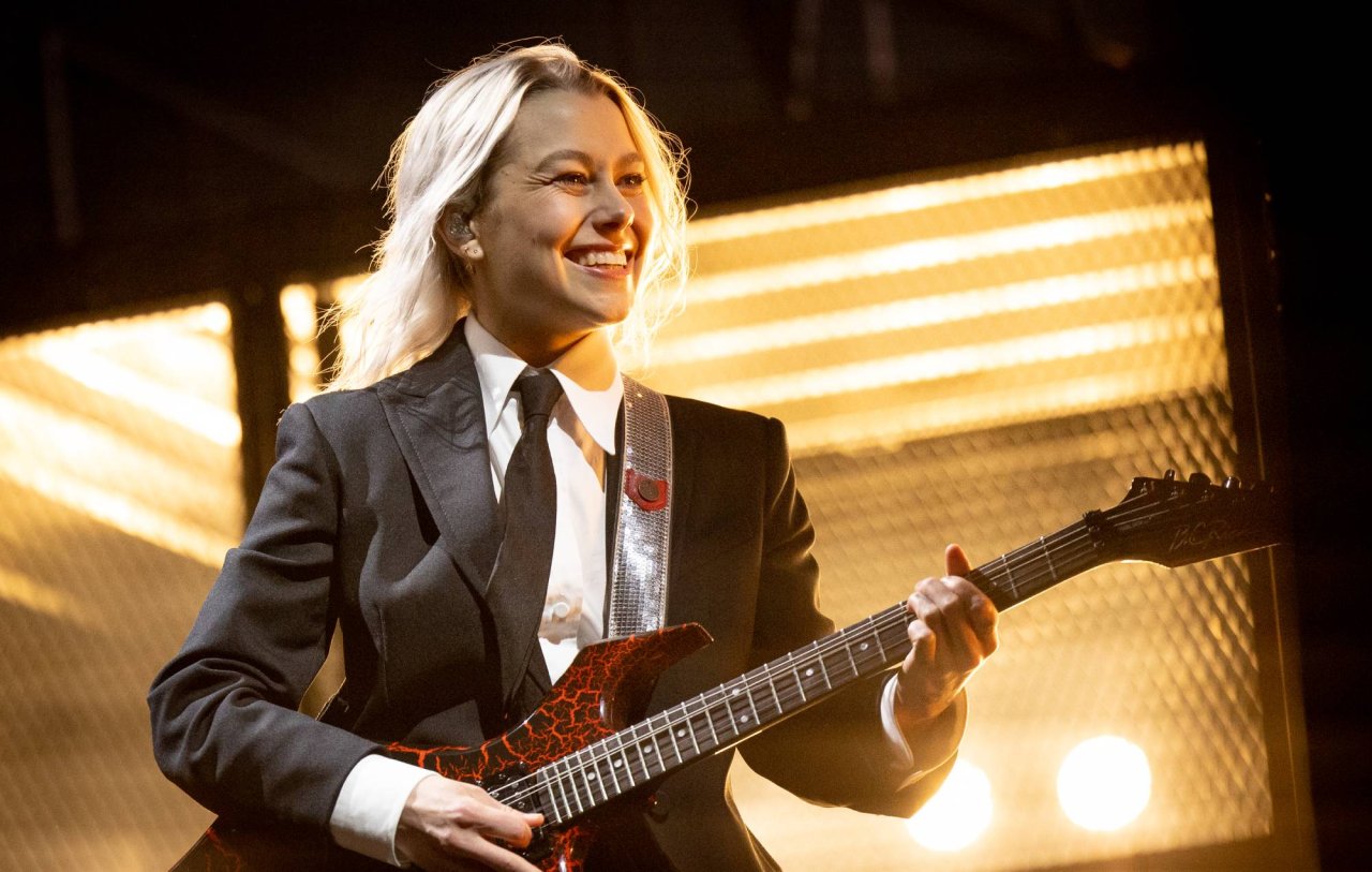 Phoebe Bridgers vuelve después de seis años: el largo camino de 'Lost Weekend'