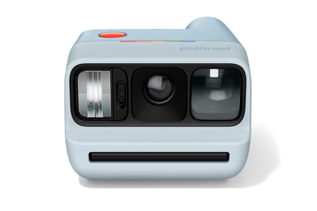 Polaroid enfrenta a la IA con su nueva cámara analógica: la Go Generation 3 llegó con actitud